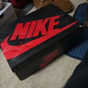 Wrong size only wore couple times been setting